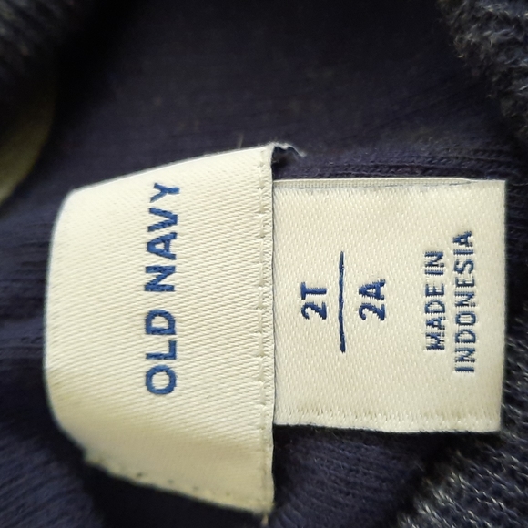 Old Navy Sweater 2T - Picture 4 of 5